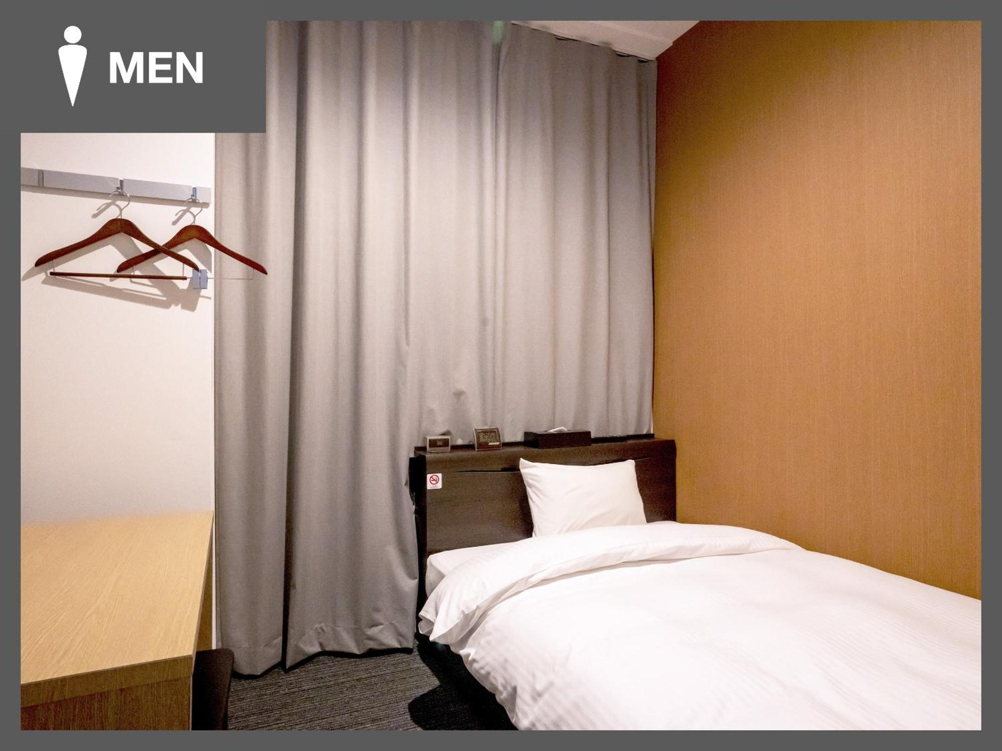 R9 Hostel Tochigi Ekimae - Male Only Eksteriør bilde